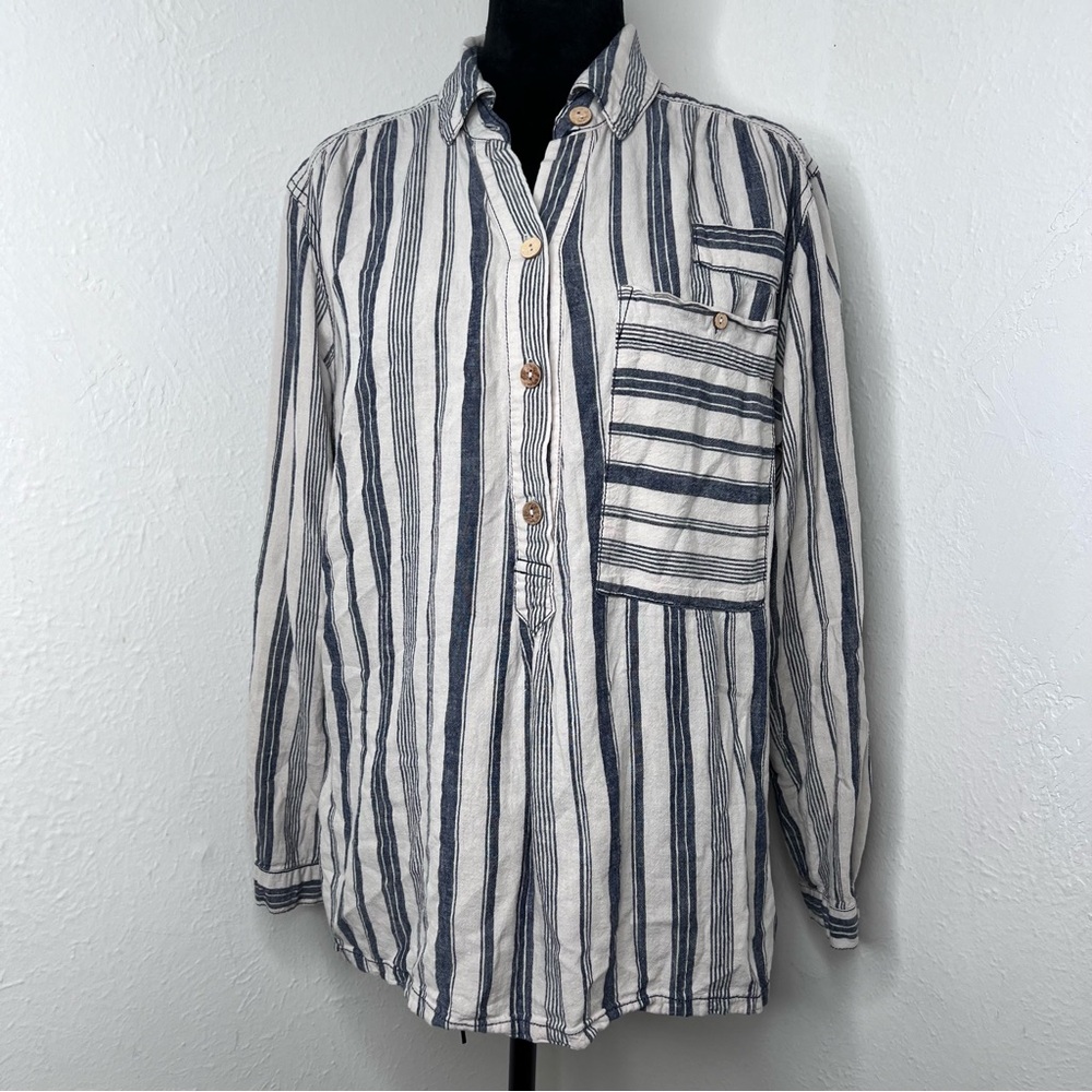 We The Free Womens Summer Breeze Stripe Button Down Shirt XS Ivory Blue Linen